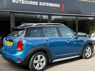 Mini Countryman Cooper 1.5 Petrol Manual Classic Comfort + SAT NAV - APPLE CARPLAY 2