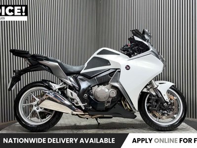 Honda VFR1200F 2010 VFR 1200 ONLY 22K LONG MOT SPORTS TOURER 1200CC