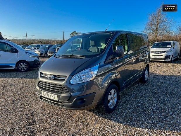 Ford Transit Custom SWB L1H1 Limited 290 Air Con Alloys Camera Nav Sensors EURO 6 NO VAT 2