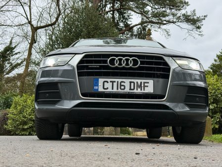 Audi Q3 TDI QUATTRO SE 15