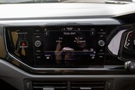 Volkswagen Polo LIFE TSI 24