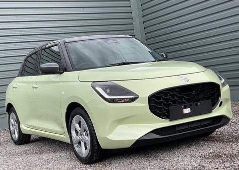 Suzuki Swift Motion 1.2 Mild Hybrid 9