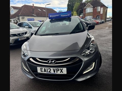 Hyundai i30 1.6 CRDi Blue Drive Active Euro 5 (s/s) 5dr 2
