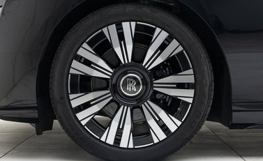 Rolls-Royce Spectre 33