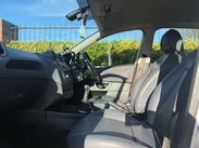 Ford Fiesta 1.4 Fiesta Ghia 5dr 25