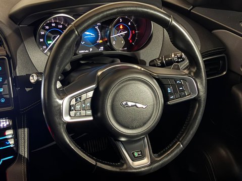 Jaguar F-Pace R-SPORT AWD 13
