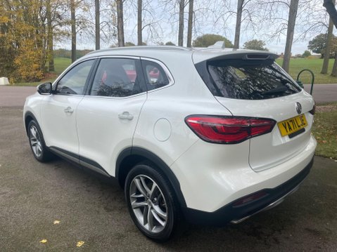 MG HS 1.5 T-GDI Exclusive DCT Euro 6 (s/s) 5dr 29