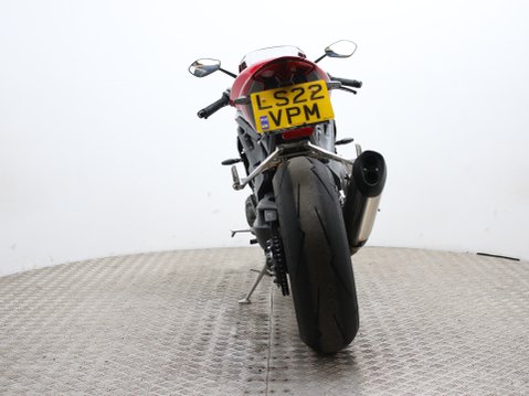 Triumph Speed Triple SPEED TRIPLE 1200 RR 5