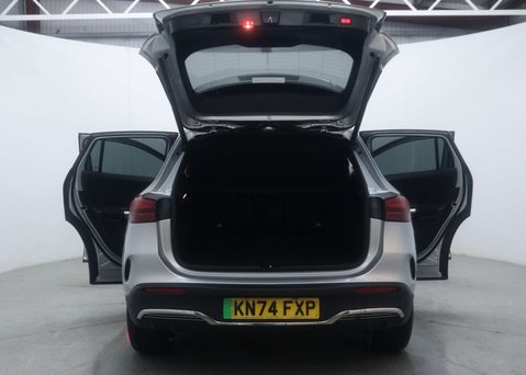 Mercedes-Benz EQA 250+ AMG LINE EXECUTIVE 63