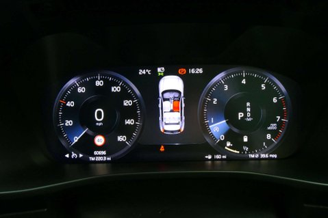 Volvo XC40 2.0 XC40 Inscription Pro B4 MHEV Auto 5dr 27