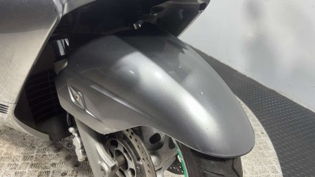 Suzuki Burgman AN 2009 27K MOT SERVICED 400CC MAXI SCOOTER RIDES / LOOKS GOOD 8