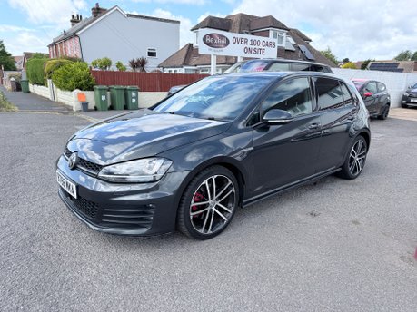 Volkswagen Golf 2.0 GTD DSG