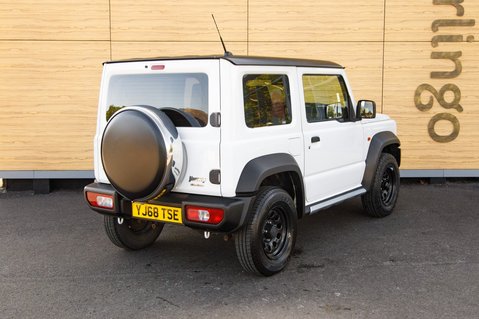 Suzuki Jimny SZ4 2