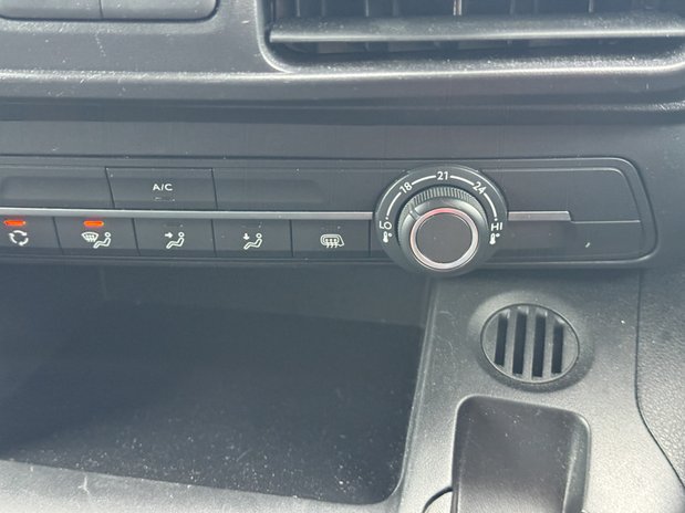 Peugeot Partner SWB L1H1 Low Roof Professional Premium+ Air Con Sensors EURO 6 32