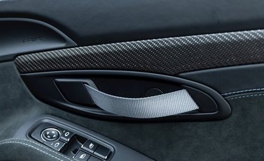 Porsche Cayman GT4 RS (718) 24