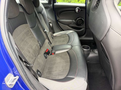 Mini Hatch 1.5 Cooper Sport Auto 5dr 25