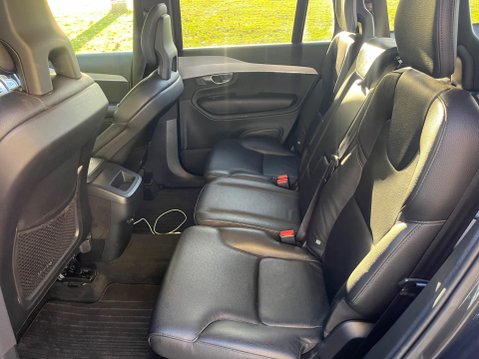 Volvo XC90 2.0 D5 PowerPulse Momentum Auto 4WD Euro 6 (s/s) 5dr 42