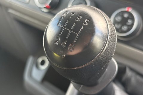 Volkswagen Crafter CR35 140ps Tdi Lwb H/R Trendline Duo Van 31