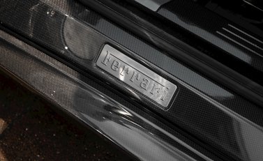 Ferrari 430 Scuderia Spider 16M 24