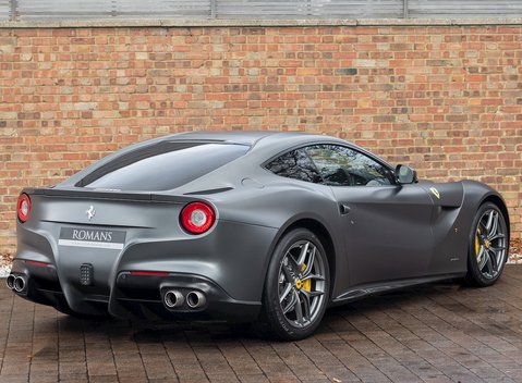Ferrari F12 Berlinetta 7