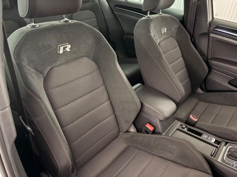 Volkswagen Golf 2.0 TSI R DSG 4Motion Euro 6 (s/s) 5dr 9
