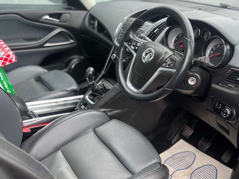 Vauxhall Zafira 2.0 Zafira Tourer Elite CDTi 5dr 2