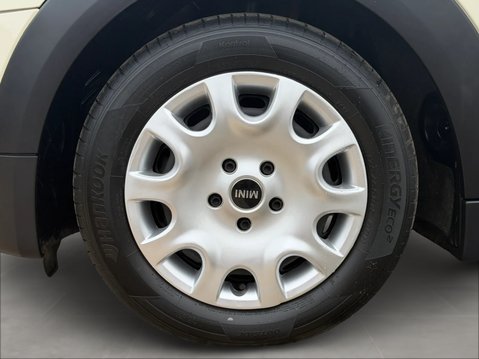 Mini Hatchback 1.5 One Classic II 3dr 14