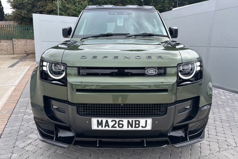 Land Rover Defender 90 D250 Hard Top X-Dynamic HSE 3 Seat 9