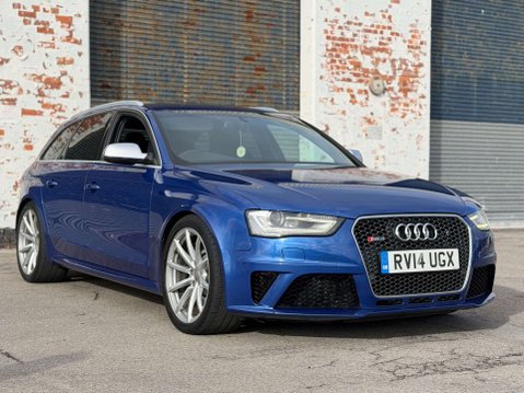 Audi RS4 4.2 FSI V8 Estate 5dr Petrol S Tronic quattro Euro 5 (450 ps) 5