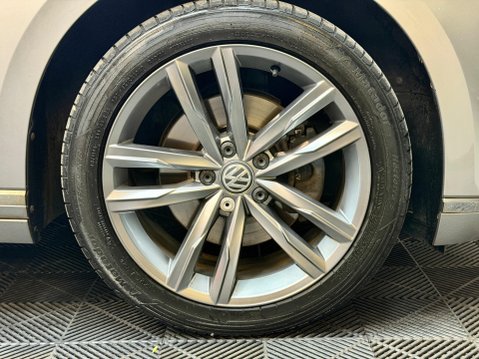 Volkswagen Passat 2.0 TDI GT Euro 6 (s/s) 5dr 17