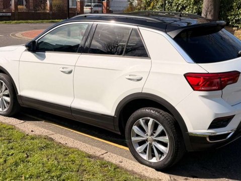Volkswagen T-Roc 1.5 T-Roc SE TSi Evo Semi-Auto 5dr 3