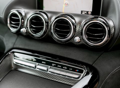 Mercedes-Benz Amg GT GT S 17