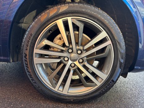 Audi Q5 2.0 TDI 40 S line SUV 5dr Diesel S Tronic quattro Euro 6 (s/s) (190 ps) 19