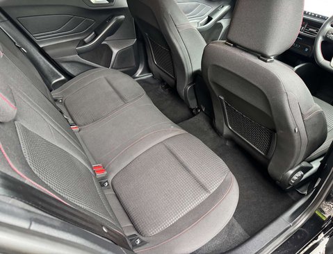 Ford Focus 1.5 Focus ST-Line EcoBlue Auto 5dr 42