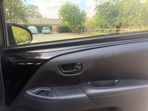 Peugeot 108 1.0 Active Euro 6 5dr 29