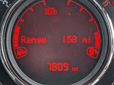 Fiat 500 C CONNECT MHEV 40