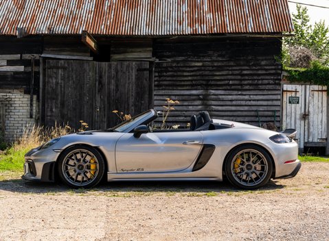 Porsche 718 SPYDER RS 3