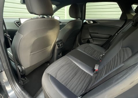 Kia Pro Ceed 1.5 T-GDi ISG GT-Line 14