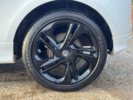 Vauxhall Corsa 1.4 Corsa Limited Edition 3dr 34