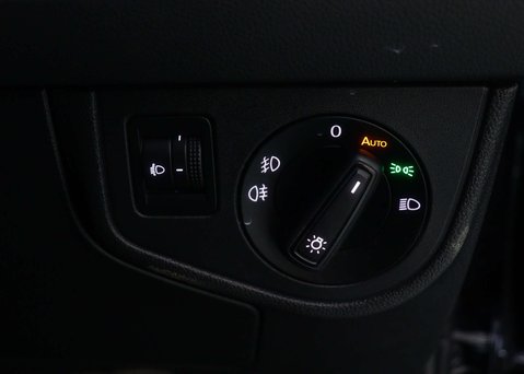 Volkswagen Polo 1.0 Polo R-Line TSi 5dr 39