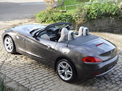 BMW Z4 E89 2.5 23i sDrive Roadster 31