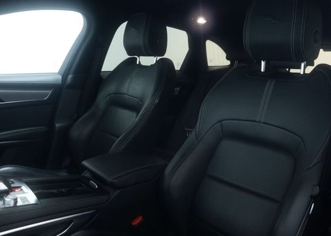 Jaguar F-Pace 2.0 F-Pace R-Dynamic S PHEV AWD Auto 4WD 5dr 52