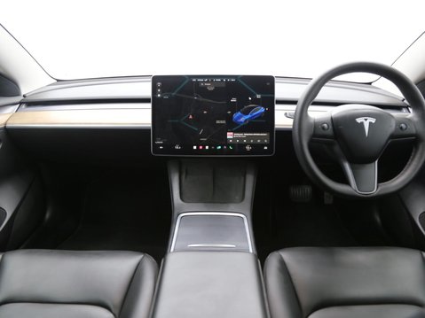 Tesla Model 3 Standard Range Plus Auto RWD 4dr 9