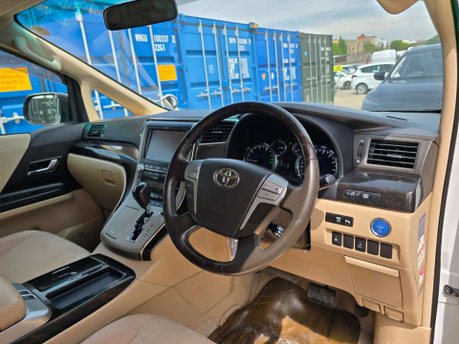 Toyota Alphard Auto+Hybrid+7Seats+Clean 48