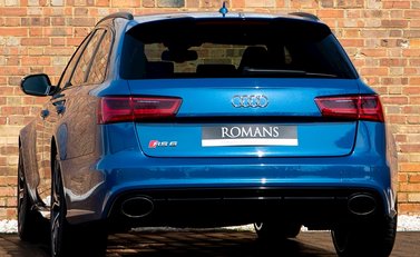 Audi RS6 Avant Performance 3