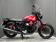 Moto Guzzi V7 750 STONE 2020 ONLY 7K MOT 9/27 CAFE RACER BOBBER 1