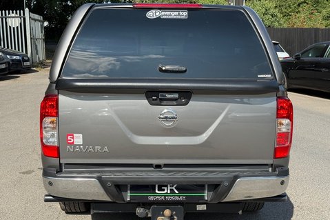 Nissan Navara DCI TEKNA AUTOMATIC - APPLE CAR PLAY - TOWBAR - REAR CANOPY 9