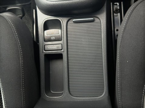 Volkswagen Tiguan 2.0 TDI BlueMotion Tech R-Line DSG 4WD Euro 5 (s/s) 5dr (Nav) 32