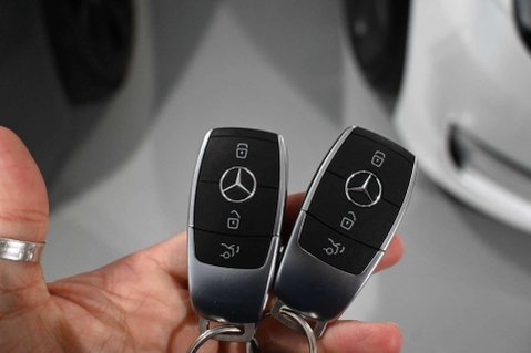 Mercedes-Benz GLE GLE 300 D 4MATIC AMG LINE PREMIUM 23