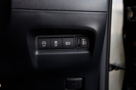 Toyota Aygo X VVT-I EDGE 11